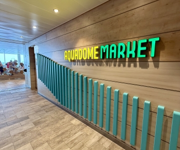 AquaDome Market - Star of the Seas
